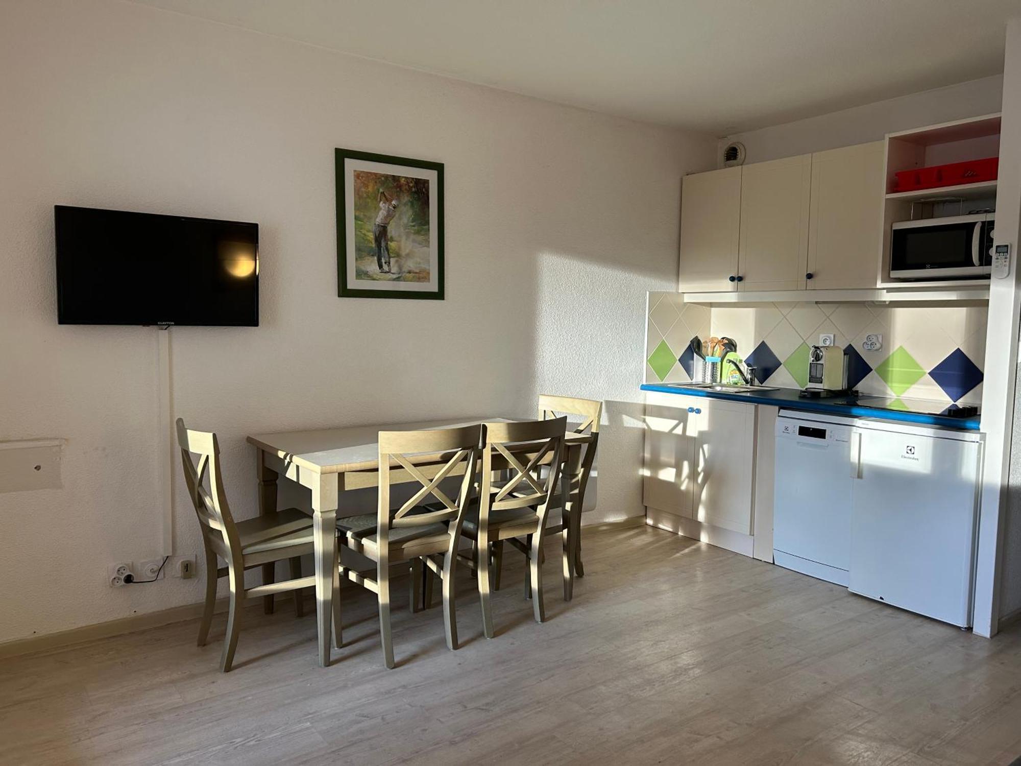 Domaine Valescure Appartement 1 Ou 2 Pieces Vue Jardin Ou Piscine Saint-Raphaël エクステリア 写真
