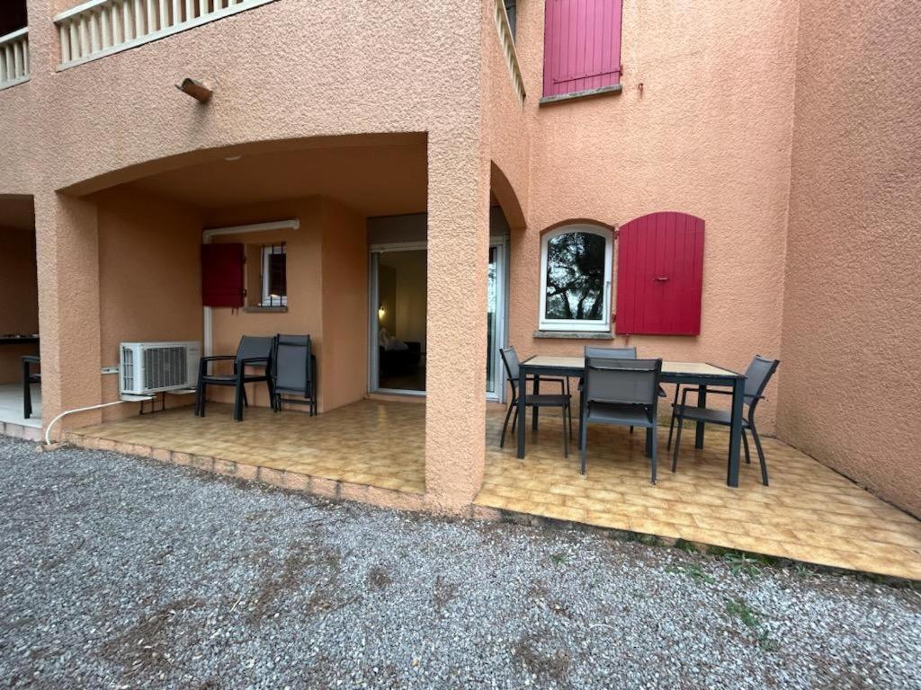 Domaine Valescure Appartement 1 Ou 2 Pieces Vue Jardin Ou Piscine Saint-Raphaël エクステリア 写真