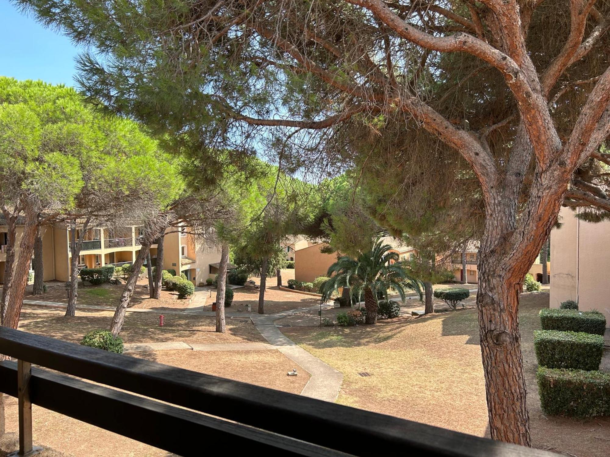 Domaine Valescure Appartement 1 Ou 2 Pieces Vue Jardin Ou Piscine Saint-Raphaël エクステリア 写真
